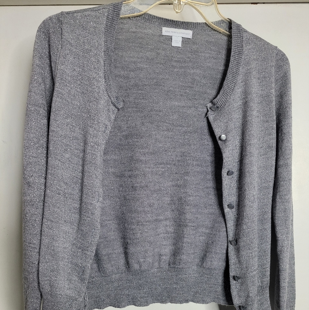 New York & company sweater